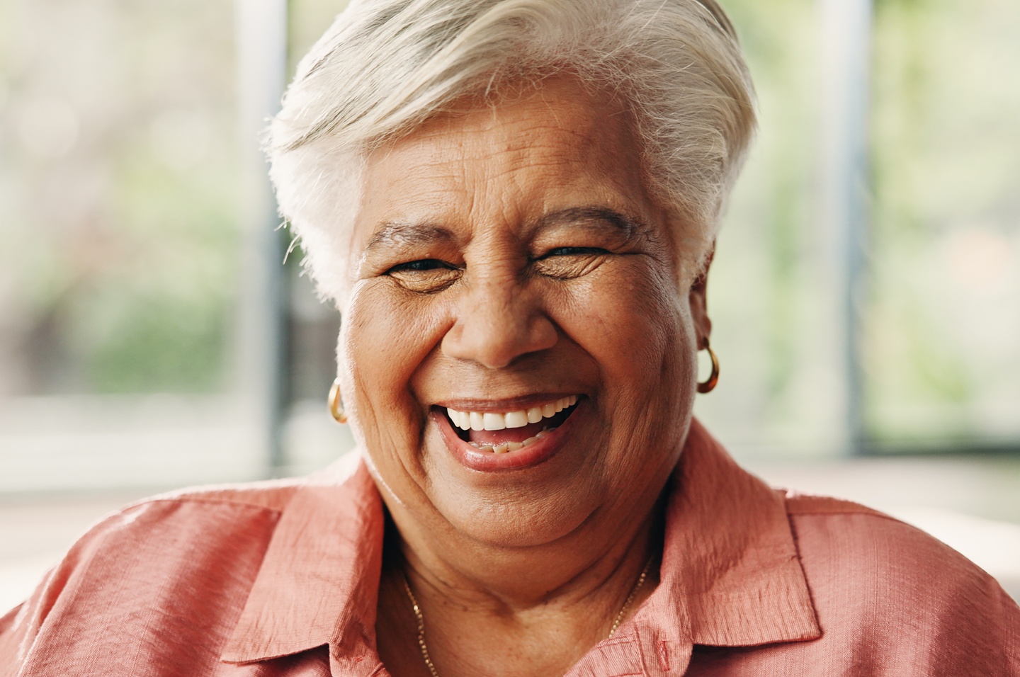 What to Expect During Porcelain Veneers